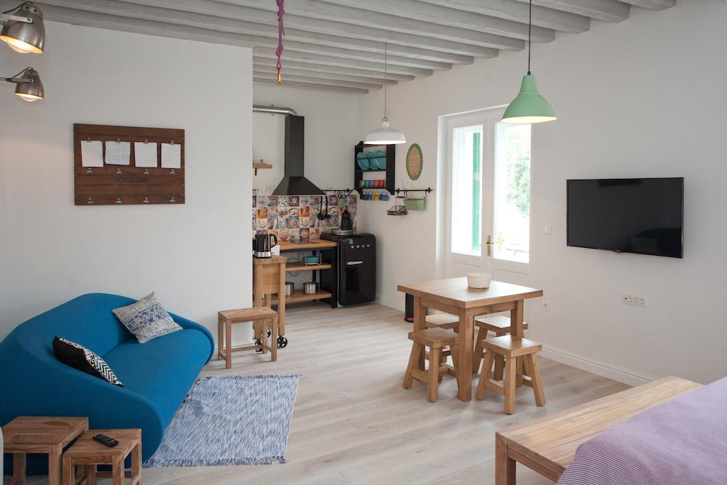 Apartments Central Chic And Cozy Split Quarto foto